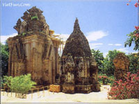 Viet Nam: Khanh Hoa - Ponagar temples